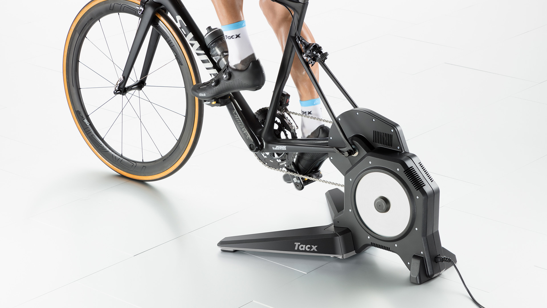 Tacx Flux S Indoor Smart Trainer 