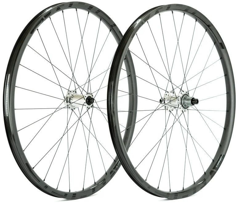 Lyne Pulse Carbon 29 Hi-Per Hubs Wheelset