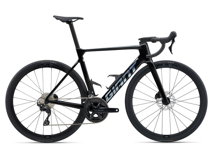 Giant Propel Advanced 2 Carbon Road Bike 2025 