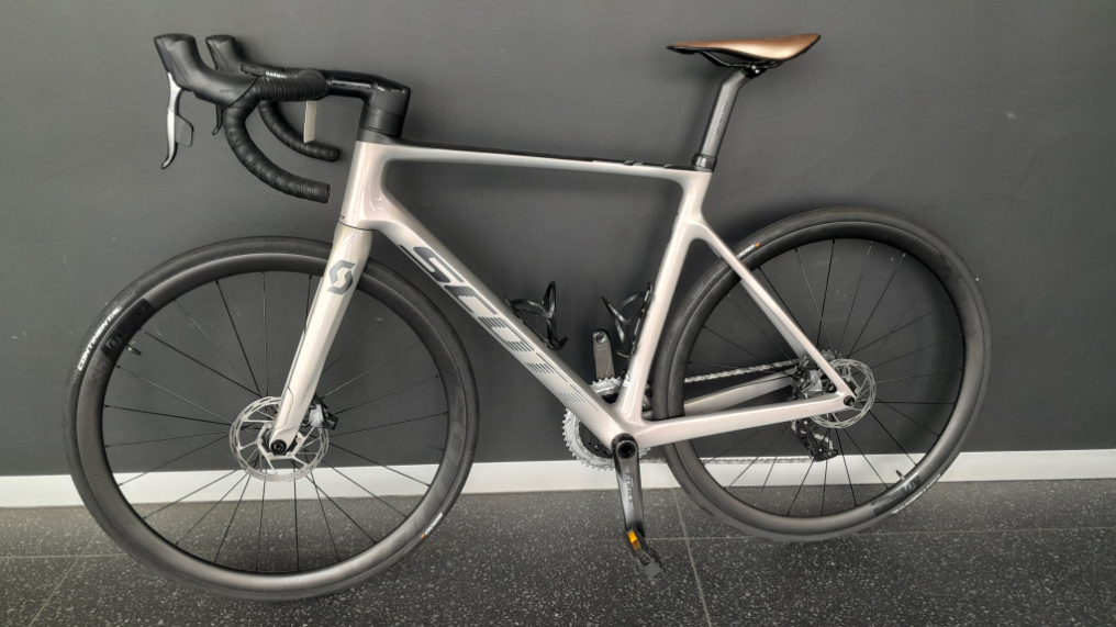 Demo Scott Addict RC 10 Carbon Road Bike 2022